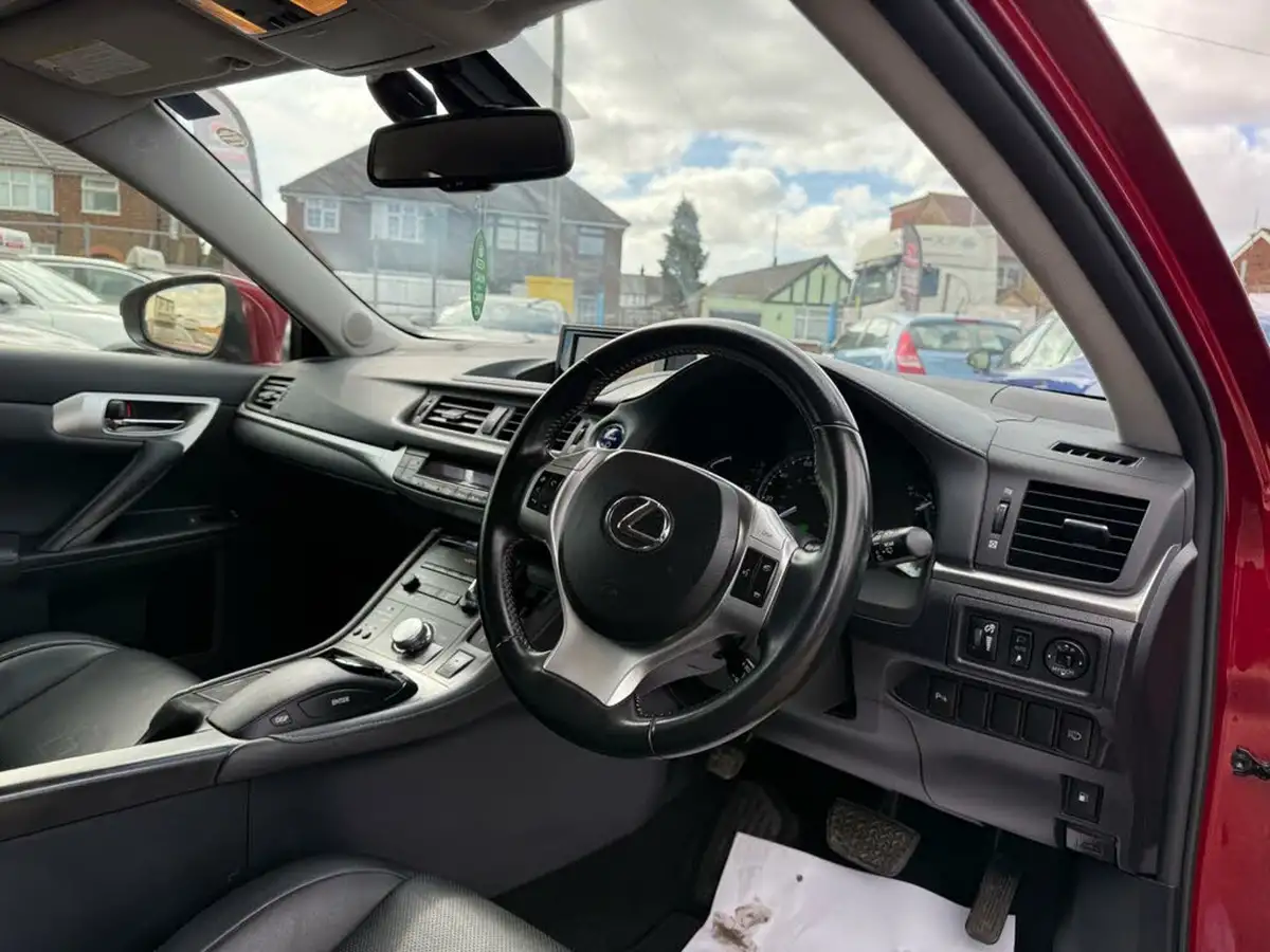 2012-lexus-ct-200h-18-se-l-premier-big-22