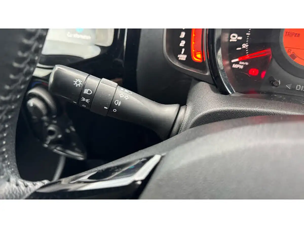 2021-citroen-c1-10-vti-shine-5d-big-28
