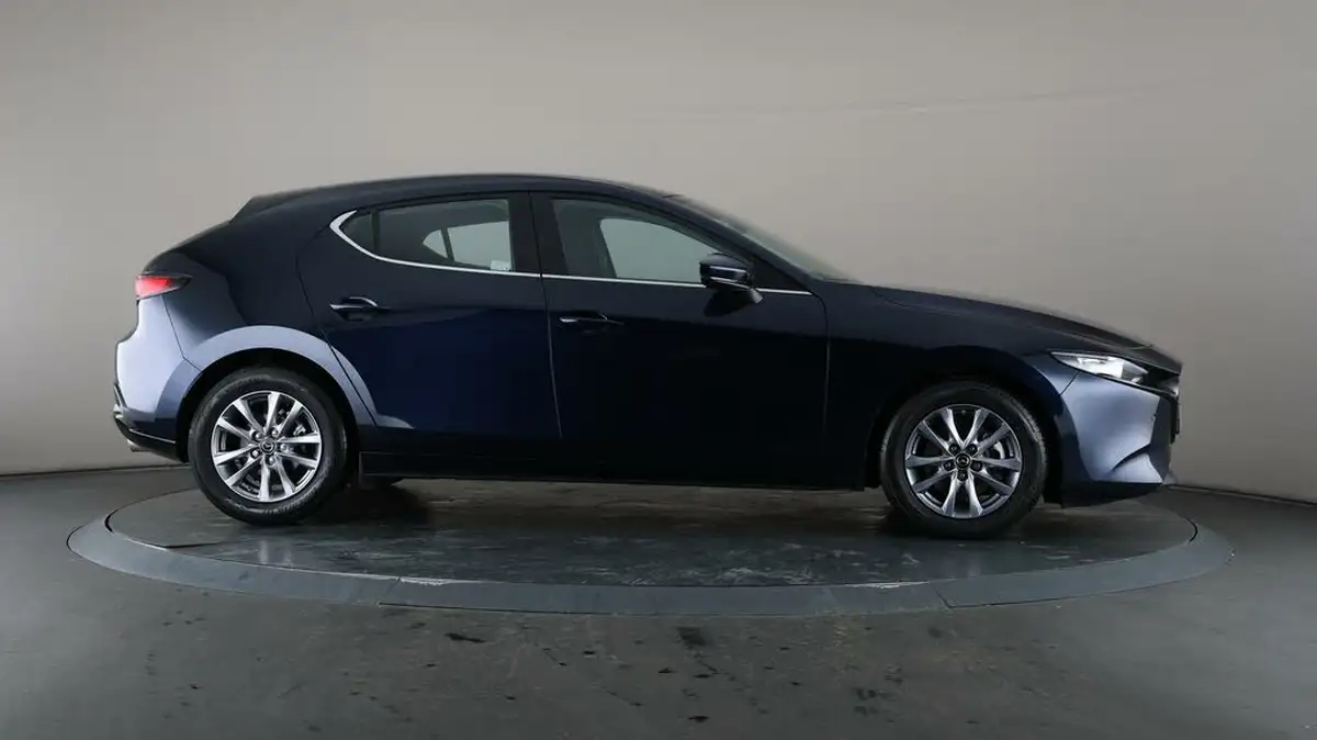 2022-mazda-mazda3-20-se-l-lux-122ps-hatchback-5d-big-58