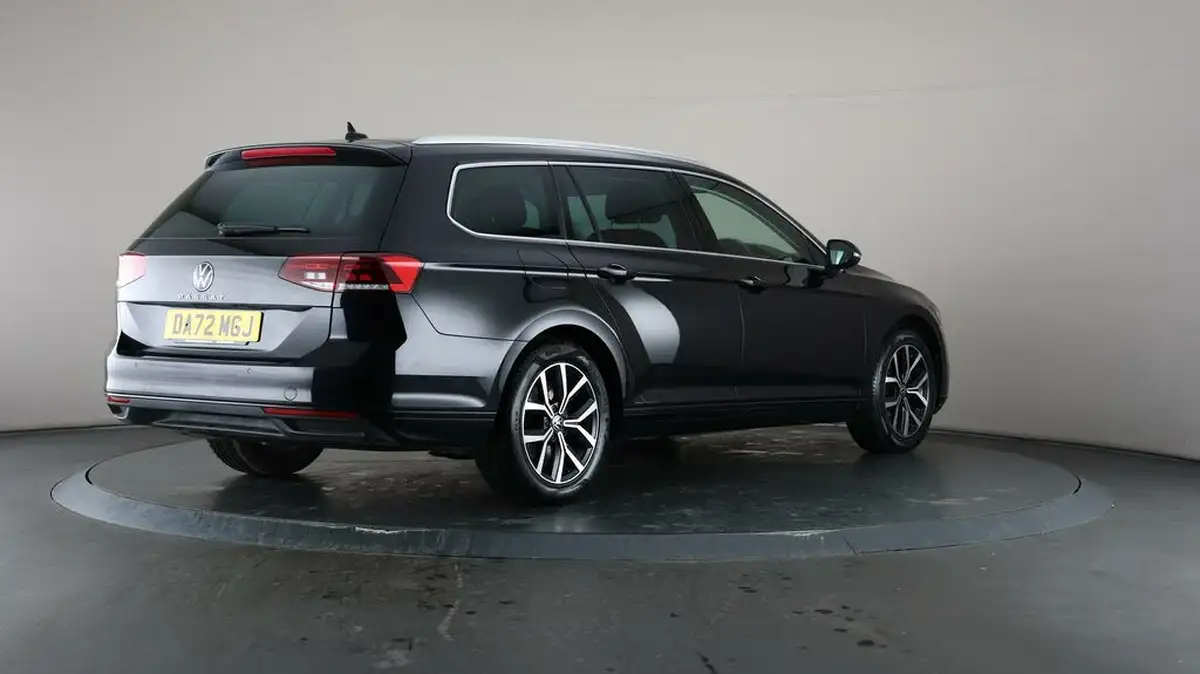 2022-volkswagen-passat-15-tsi-sel-estate-5d-dsg-big-63
