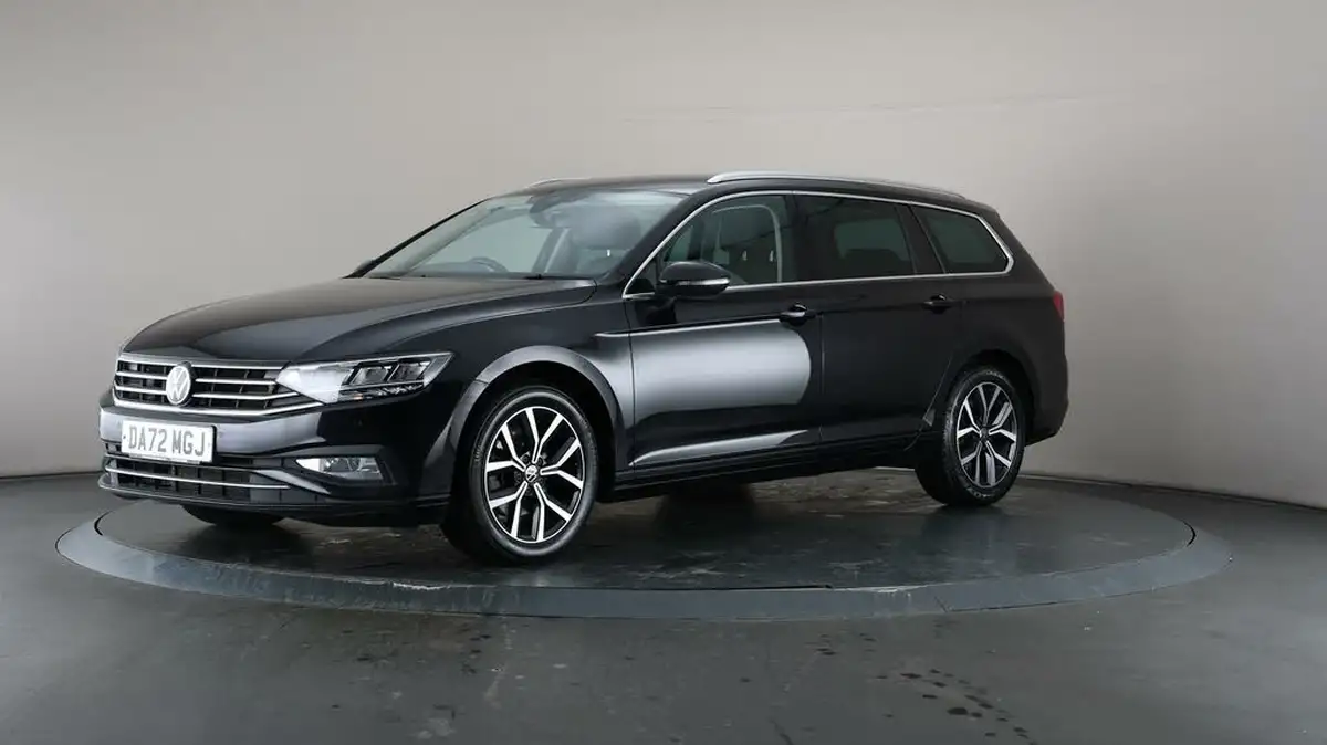2022-volkswagen-passat-15-tsi-sel-estate-5d-dsg-big-39