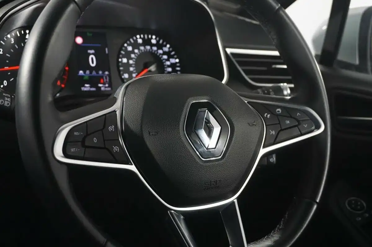 2020-renault-clio-10-sce-iconic-75bhp-big-15