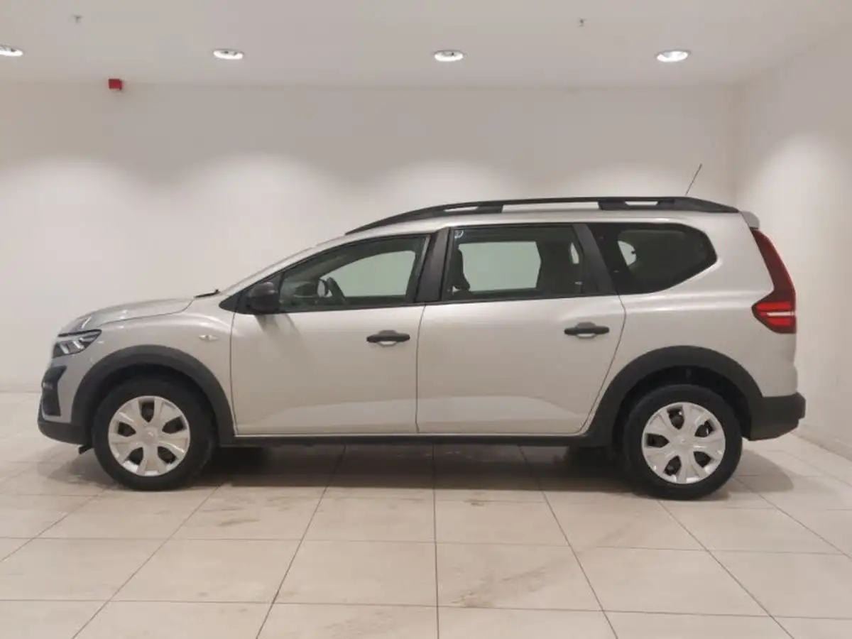 2022-dacia-jogger-10-tce-essential-big-3