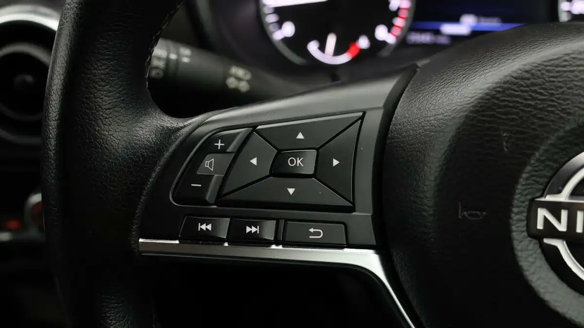 2023-nissan-juke-10-dig-t-n-connecta-big-21