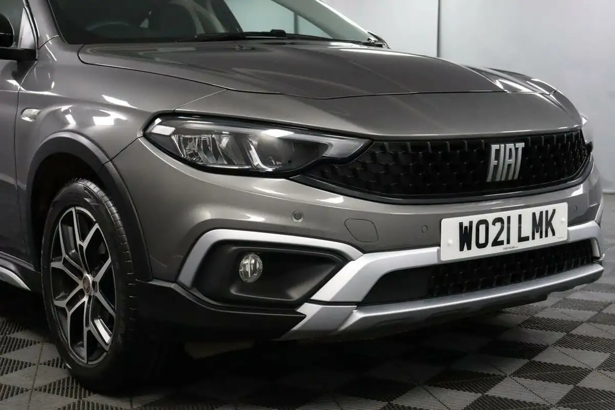 2021-fiat-tipo-10-cross-big-19