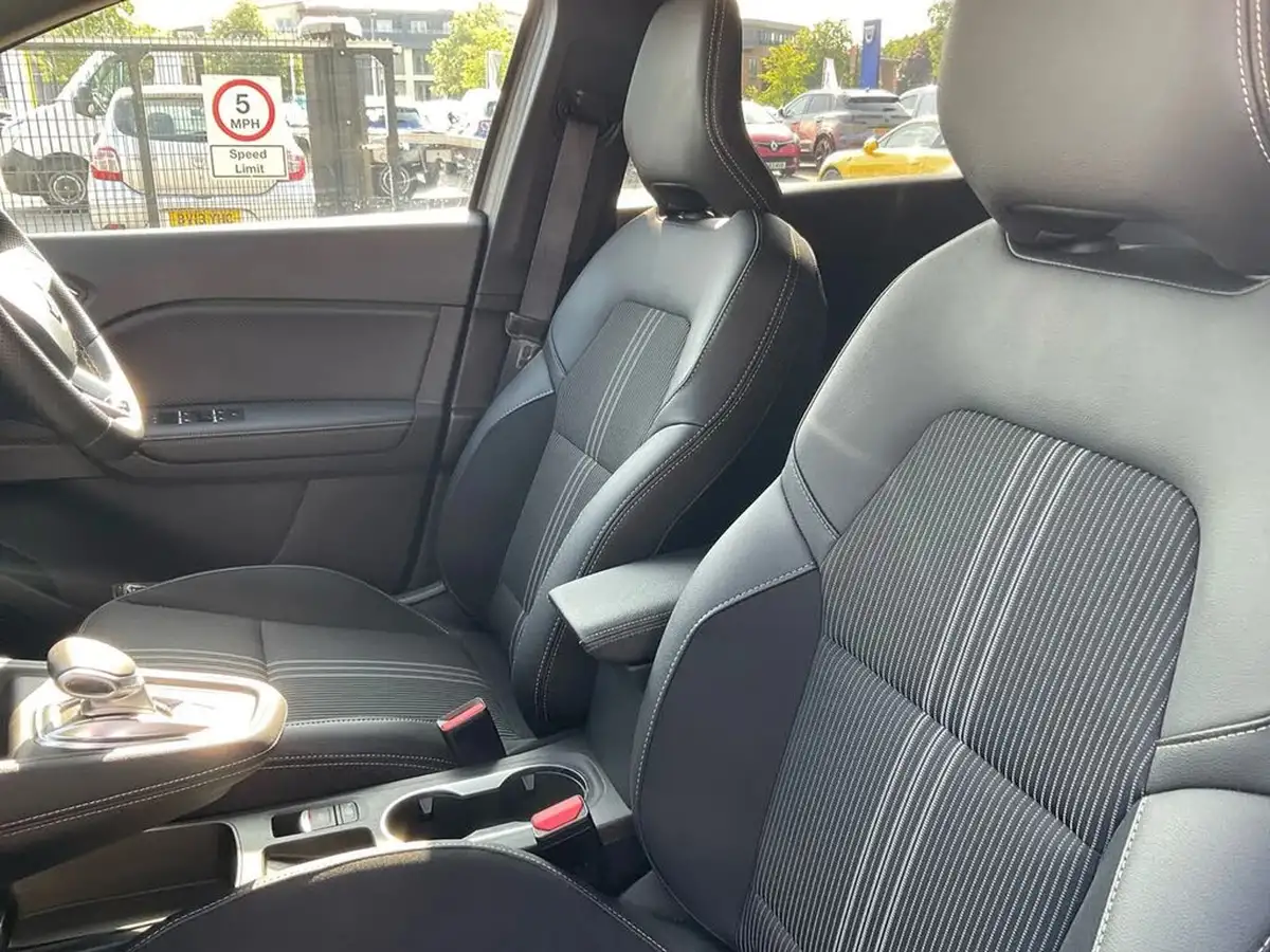 2024-renault-captur-16-e-tech-engineered-145ps-full-big-16