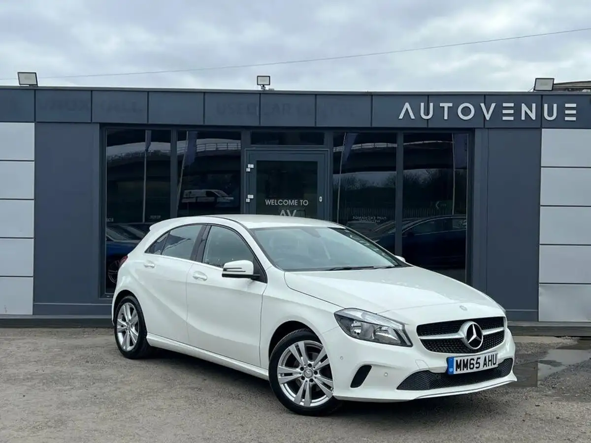 2015-mercedes-benz-a-class-15d-a180d-sport-executivess-big-1