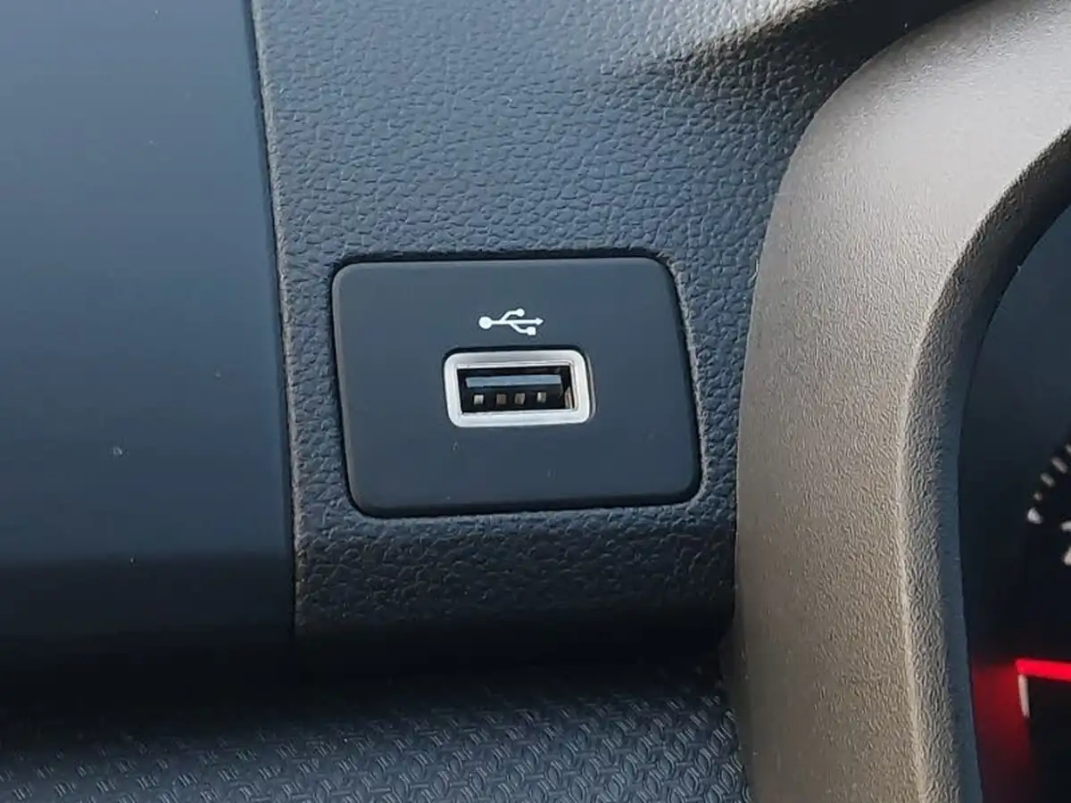 2022-dacia-sandero-stepway-10-tce-essential-90bhp-big-10