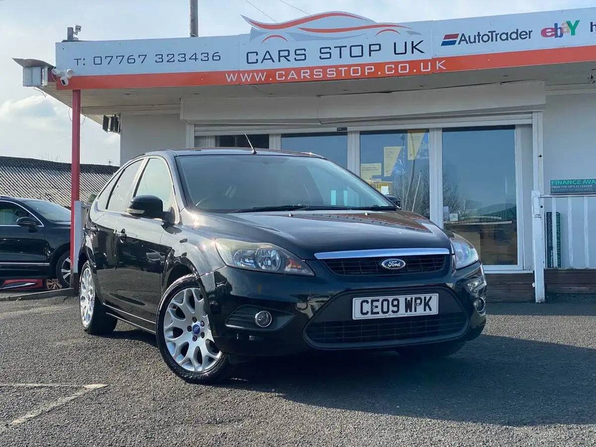 2009-ford-focus-16-zetec-hatchback-5d-big-6
