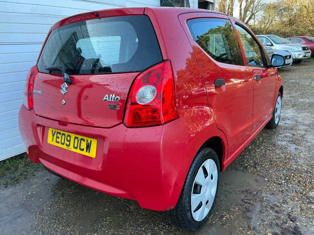 2009-suzuki-alto-10-sz3-big-4