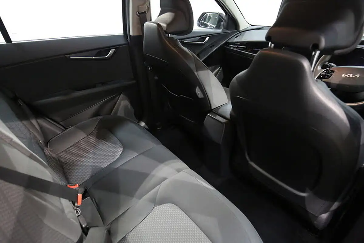 2023-kia-e-niro-ev-2-64-big-22
