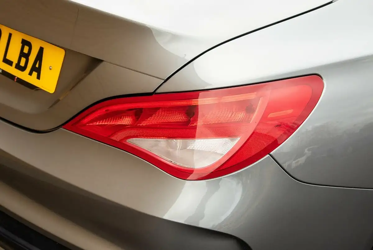 2019-mercedes-benz-cla-16-cla-180-amg-line-edition-coupe-4d-big-5