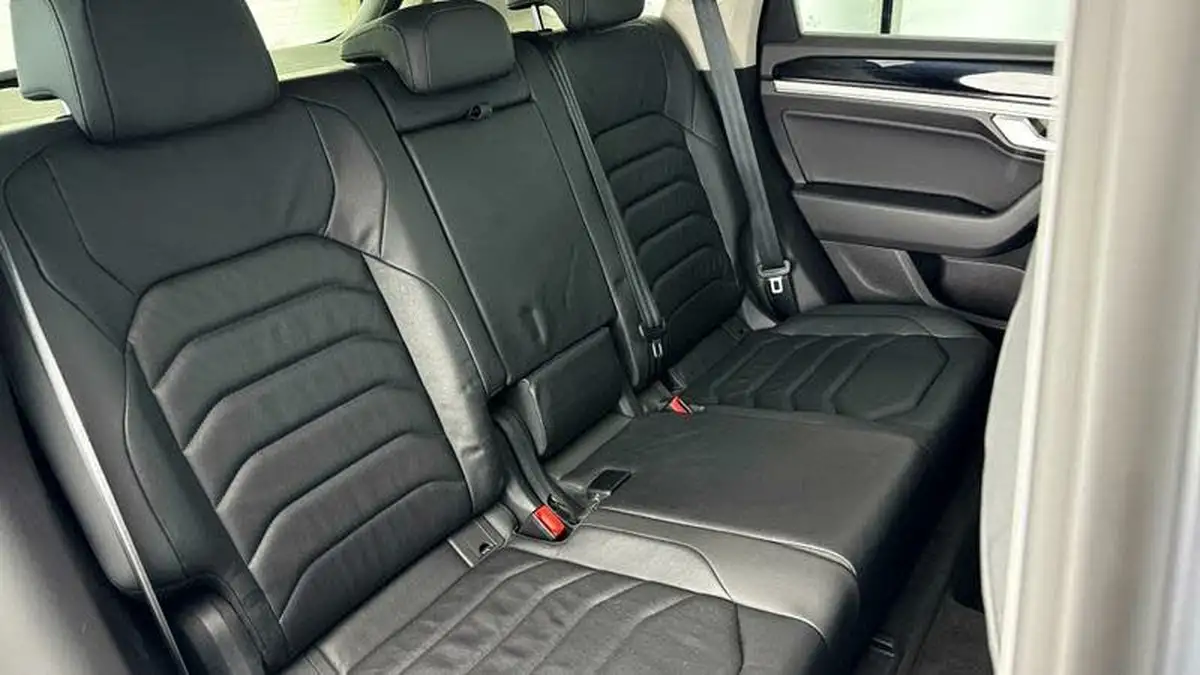 2020-volkswagen-touareg-30tdi-sel-tech-286ps-big-16