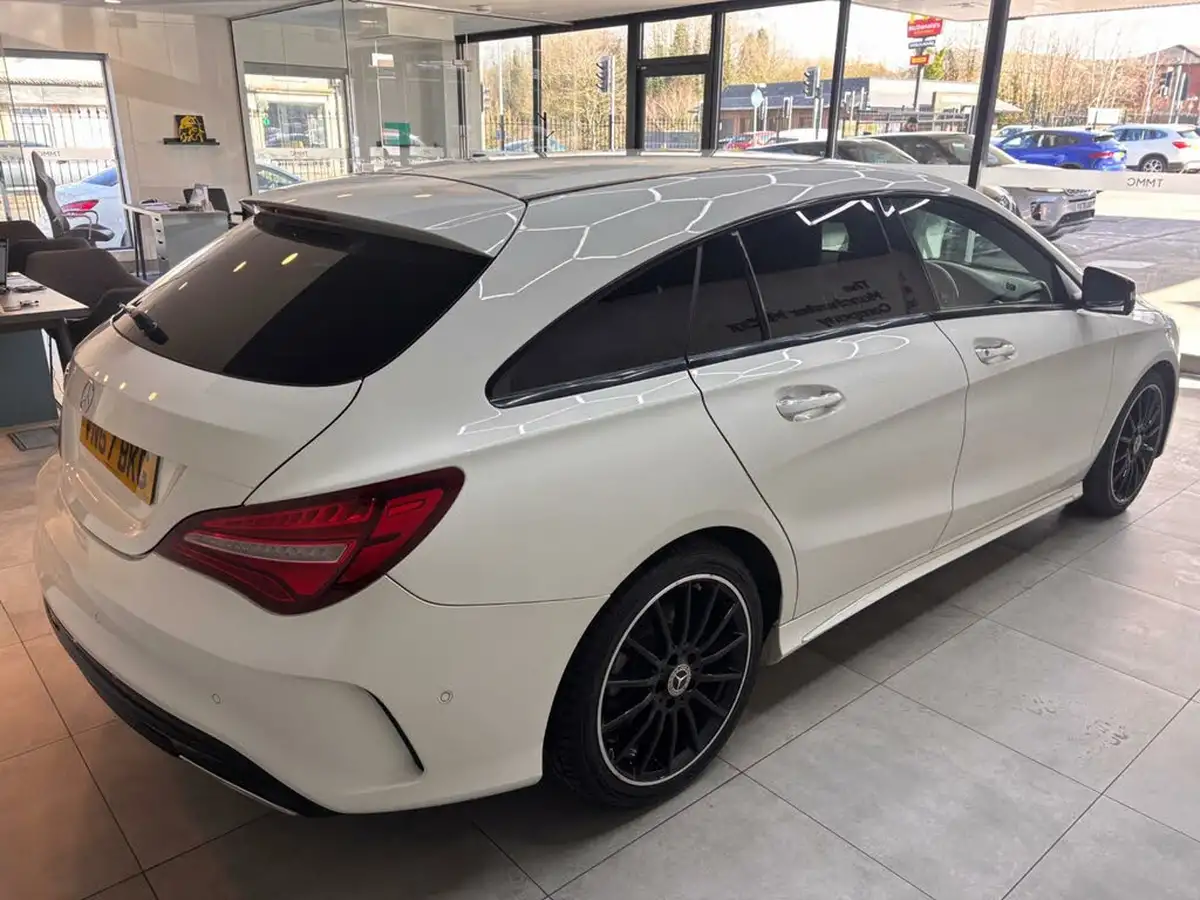 2017-mercedes-benz-cla-21d-cla-200-amg-line-shooting-brake-5d-big-8