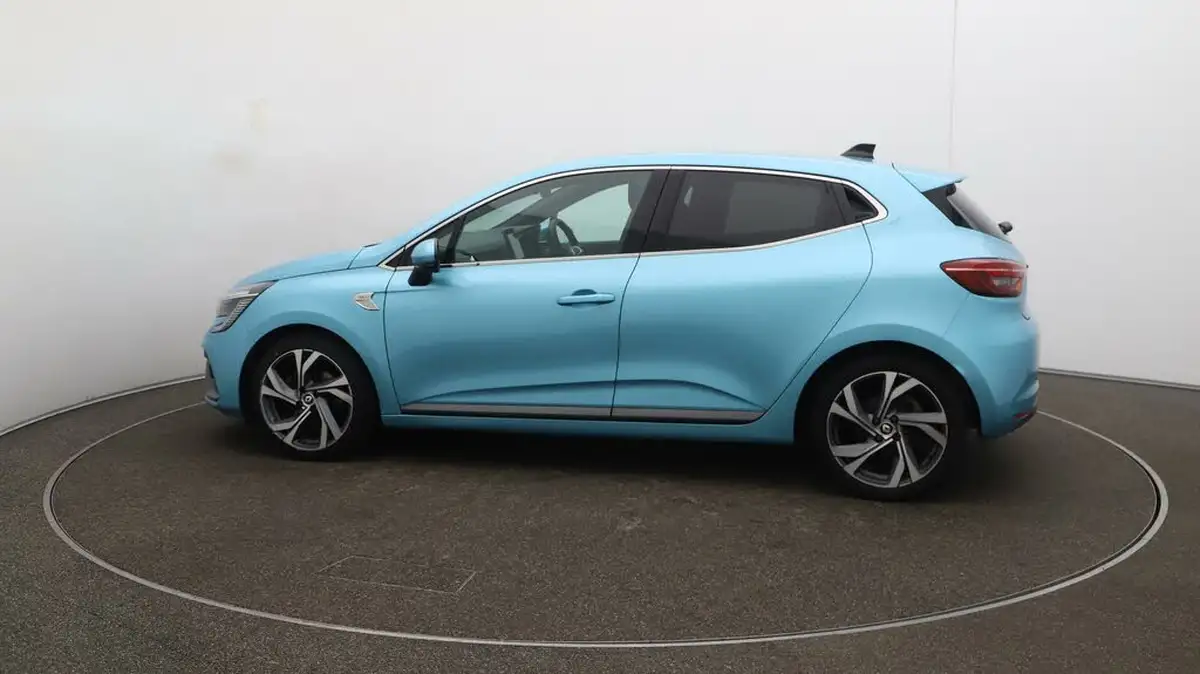 2022-renault-clio-16-rs-line-140ps-rs-line-e-tech-hybrid-big-48