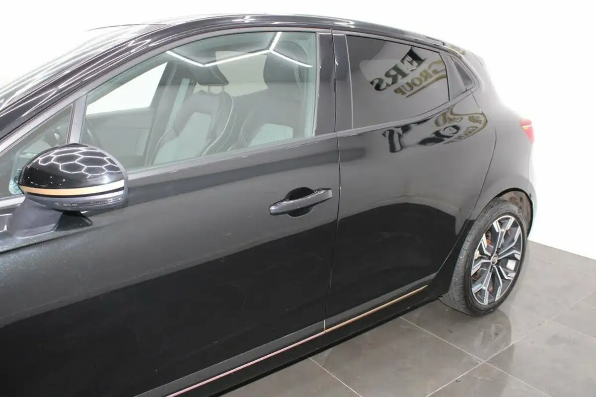 2021-renault-clio-10-tce-lutecia-se-big-22
