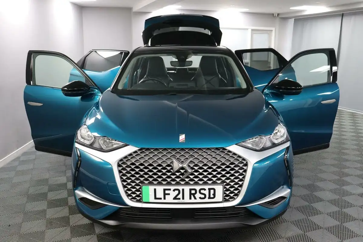 2021-ds-ds-3-crossback-e-tense-prestige-big-13