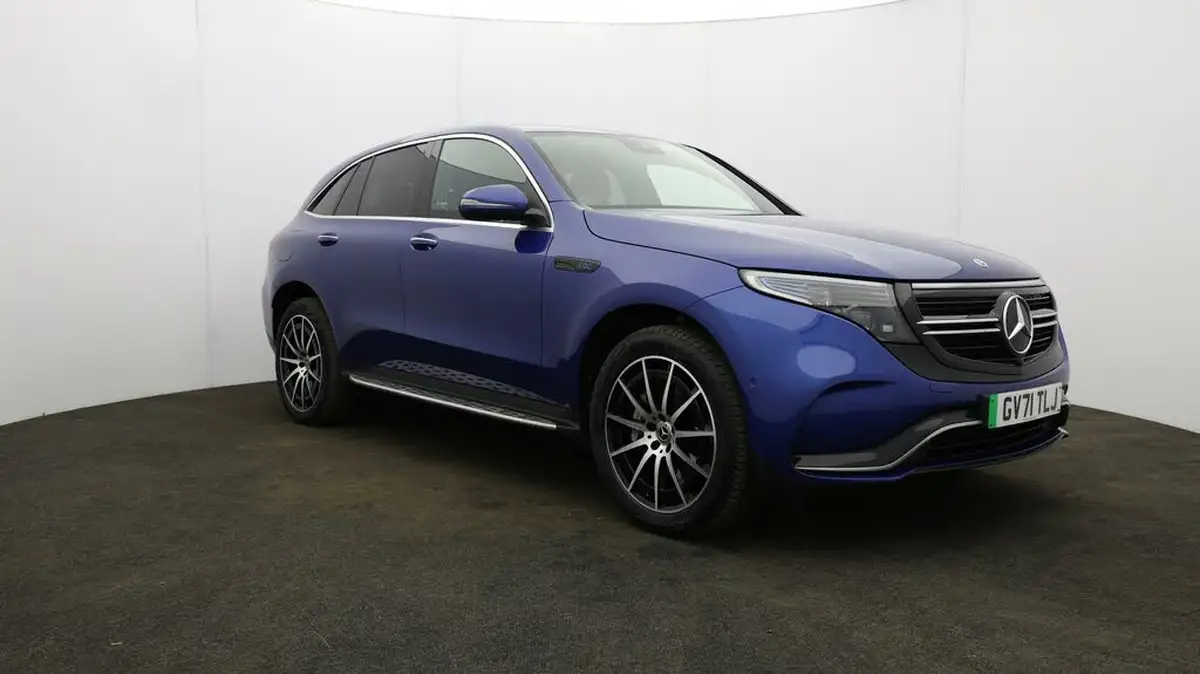 2022-mercedes-benz-eqc-e-eqc-400-amg-line-big-42