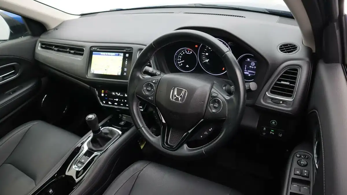 2019-honda-hr-v-15-i-vtec-ex-big-9