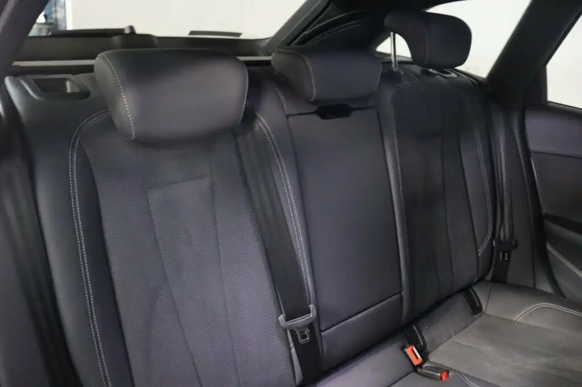 2022-audi-a4-avant-20-35-tdi-black-edition-big-34