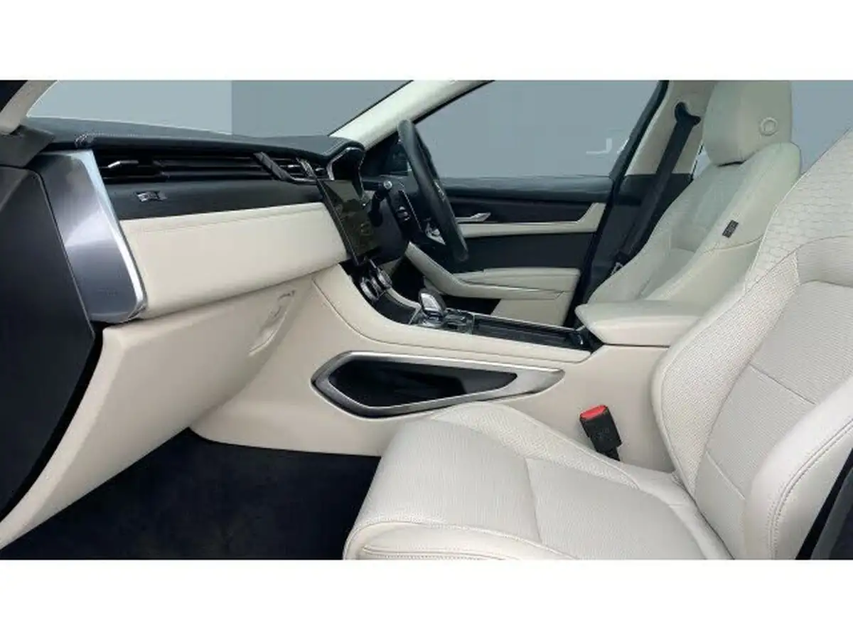 2022-jaguar-f-pace-20-d200-r-dynamic-hse-big-2