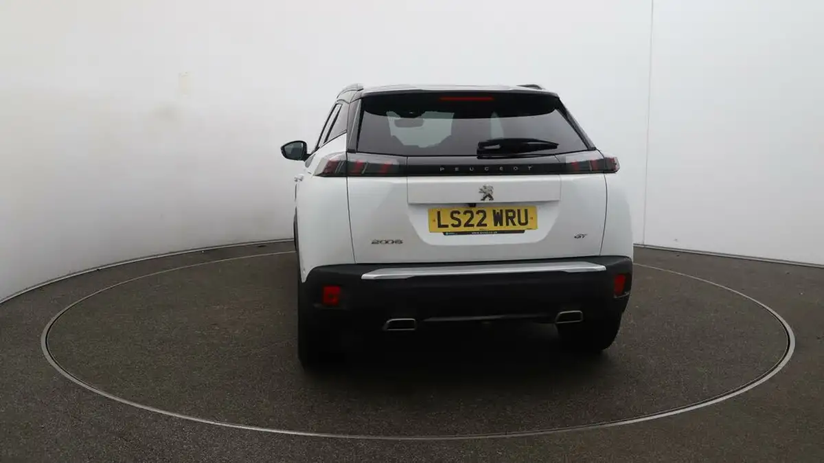 2022-peugeot-2008-suv-12-puretech-gt-big-53