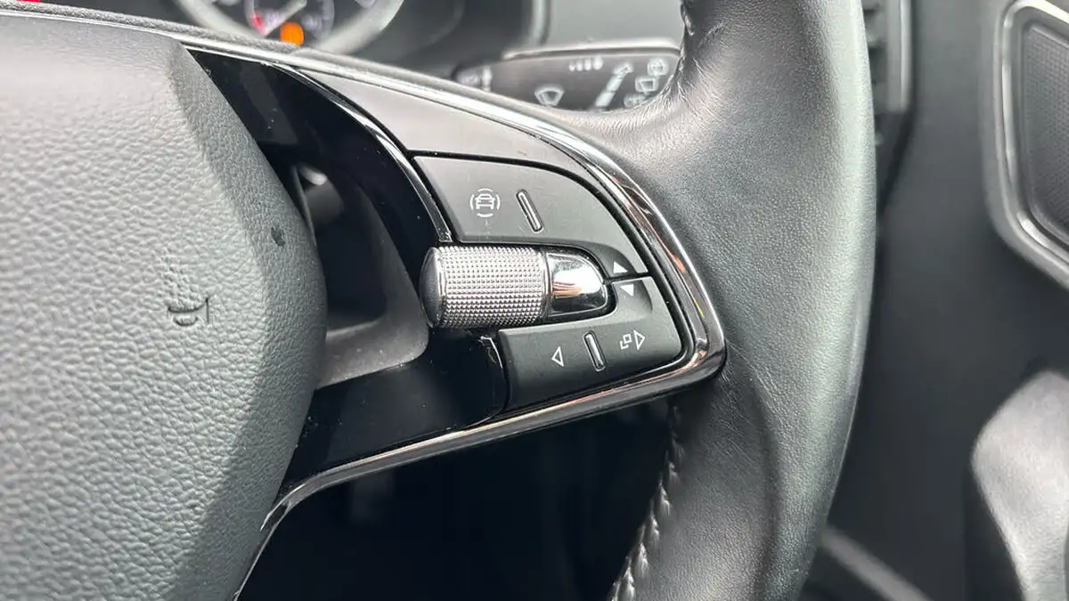 2021-skoda-karoq-15-tsi-se-l-dsg-big-28