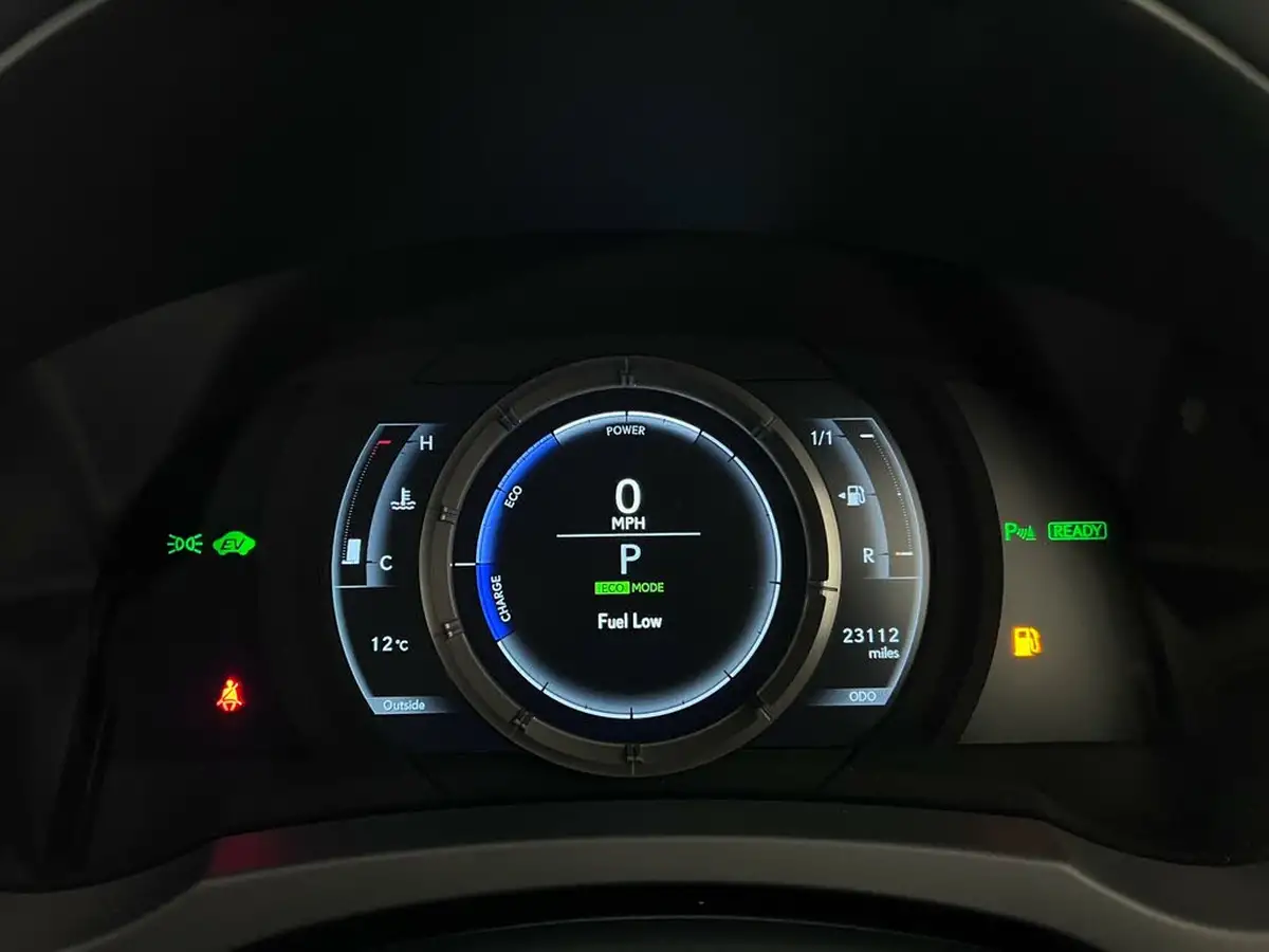 2019-lexus-rc-300h-25-f-sport-223bhp-big-16