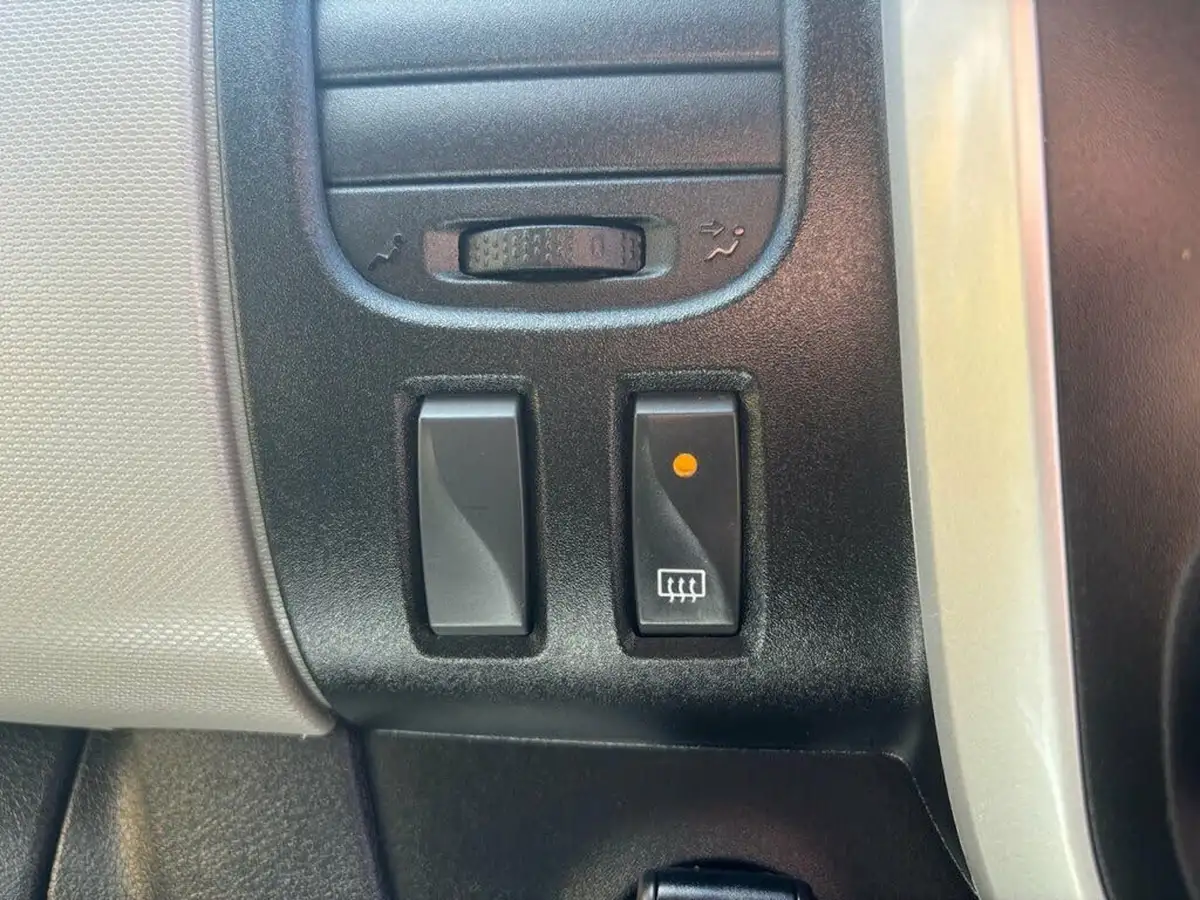 2019-renault-trafic-16dci-ll29-125-business-panel-big-16