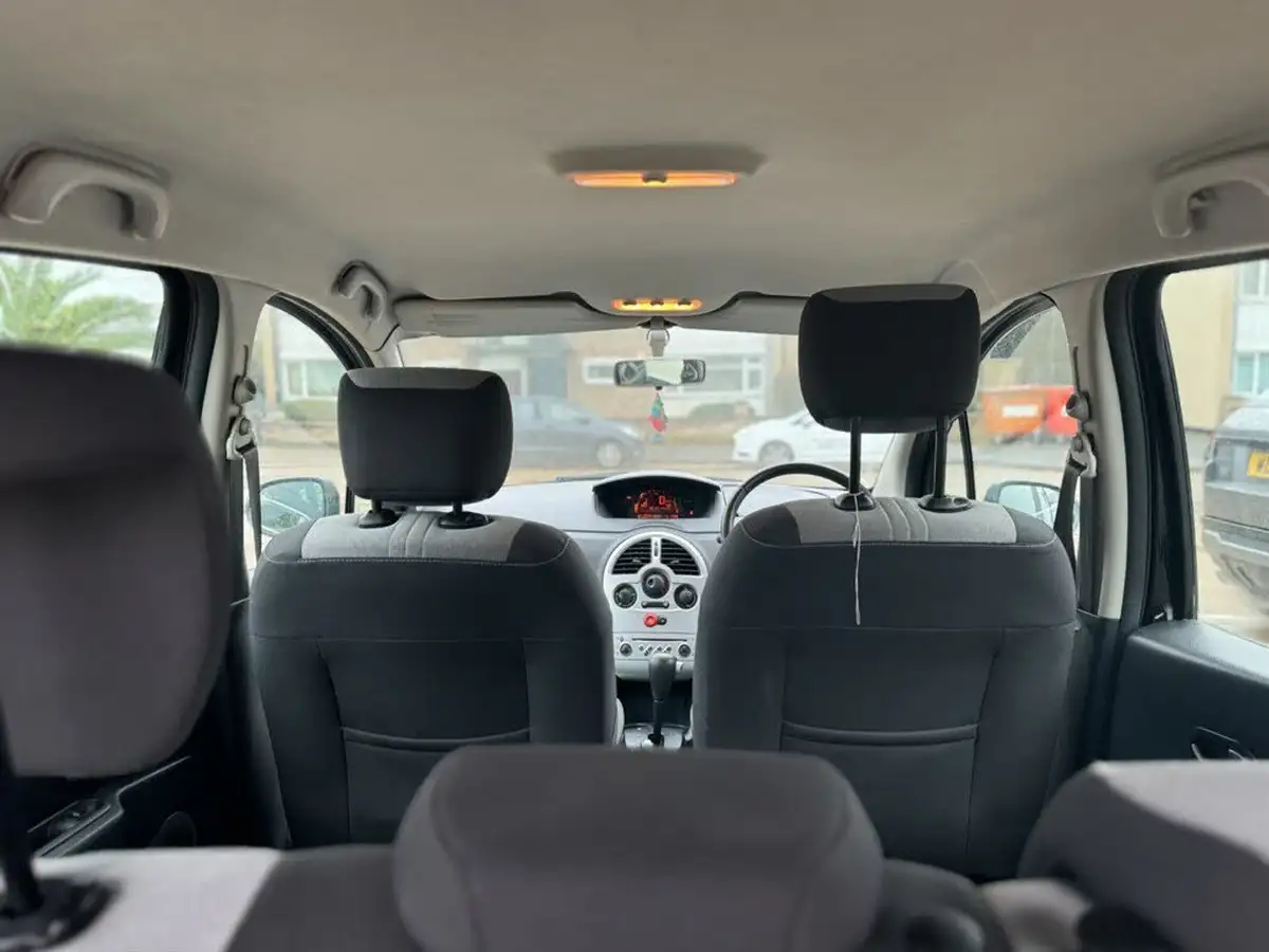 2008-renault-grand-modus-16-dynamique-big-18
