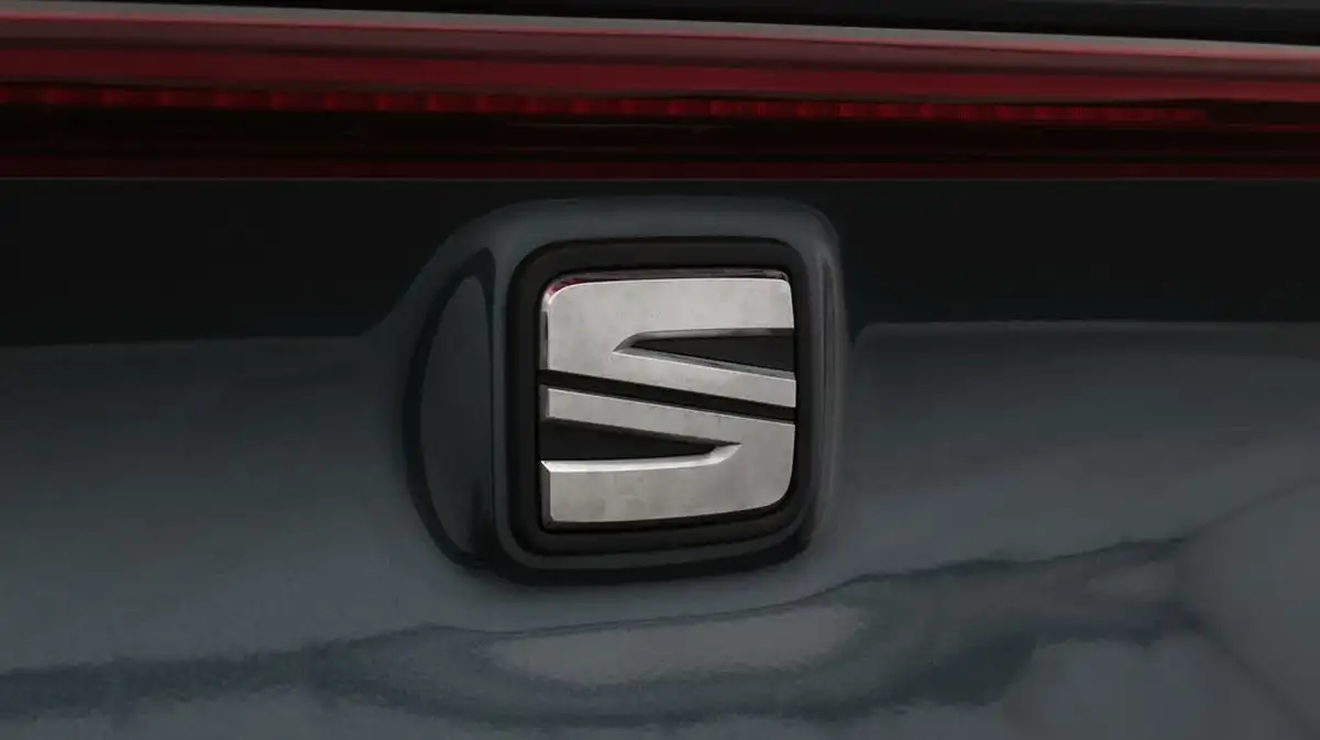 2022-seat-leon-15-etsi-fr-estate-big-20