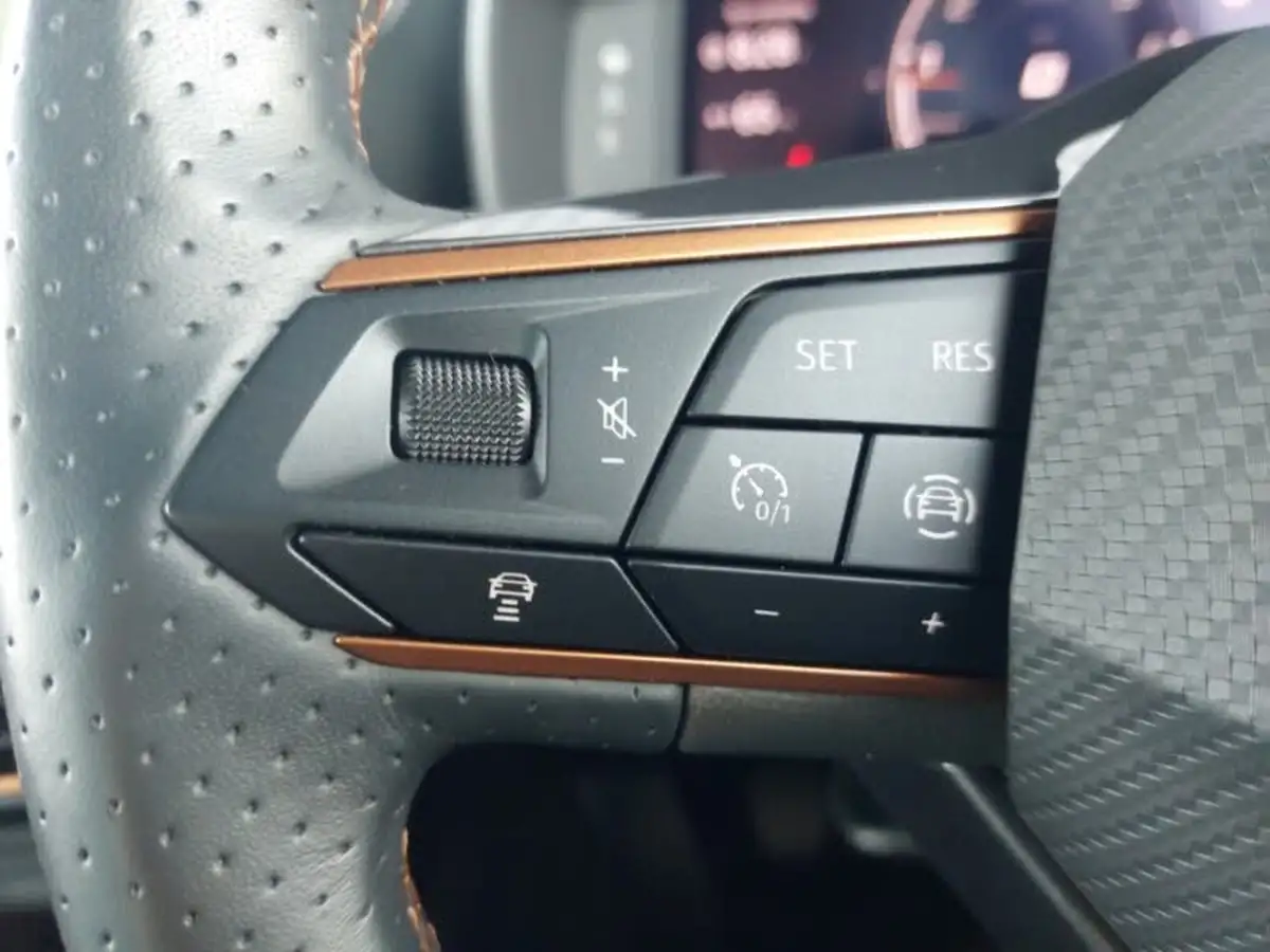 2024-cupra-leon-nf-15-tsi-v1-hatchback-big-9
