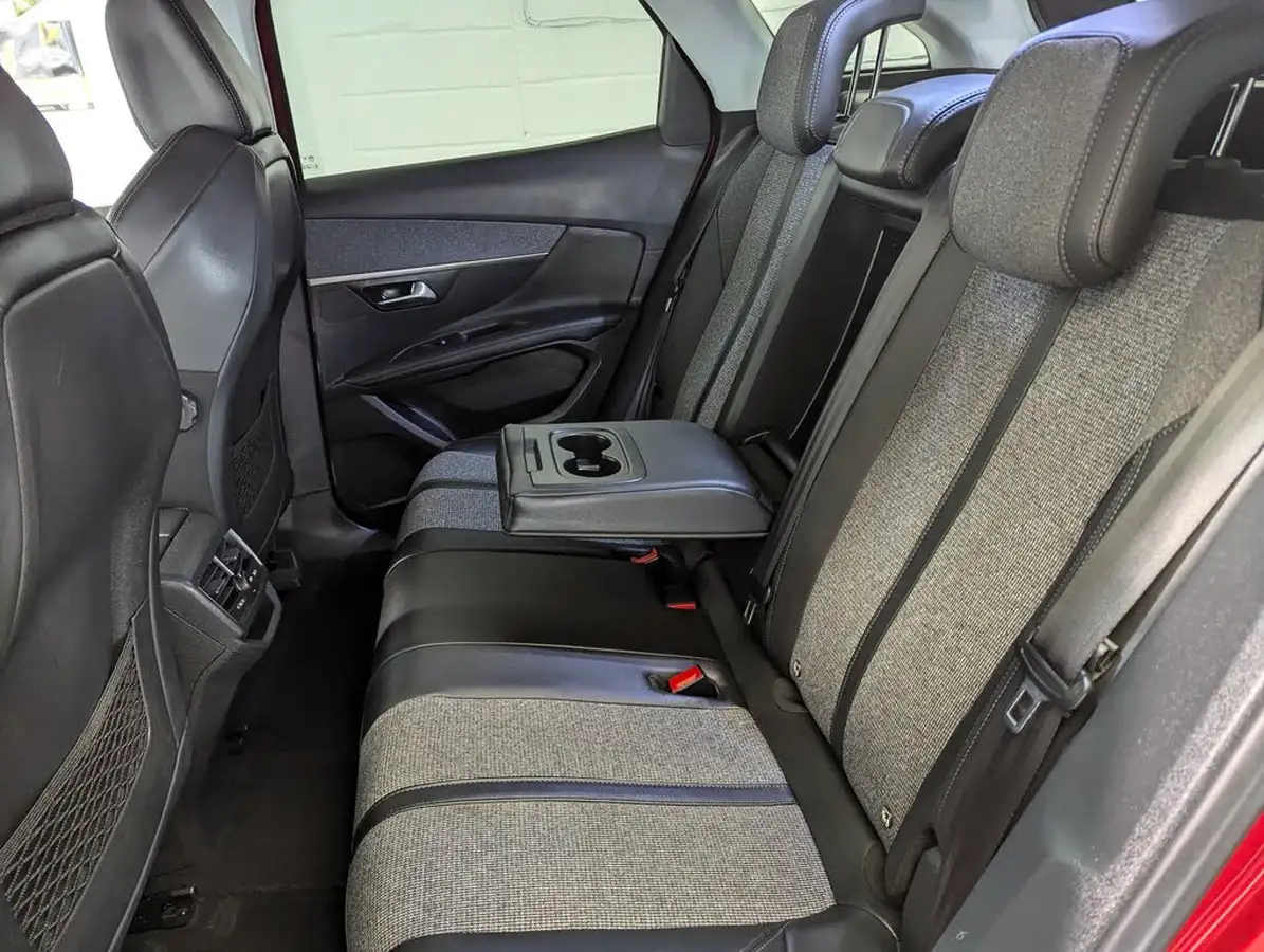 2019-peugeot-3008-suv-15-bluehdi-allure-big-9
