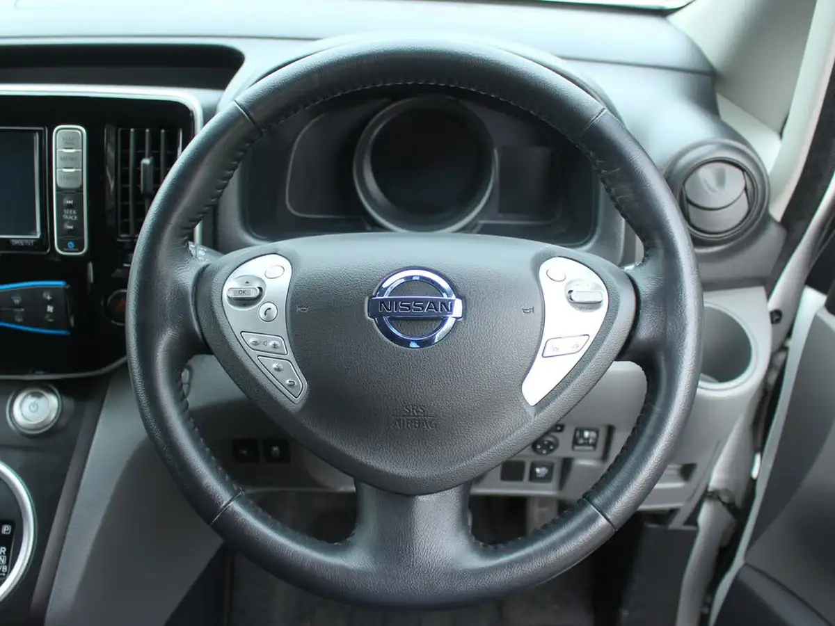 2020-nissan-env200-e-evalia-5-big-64