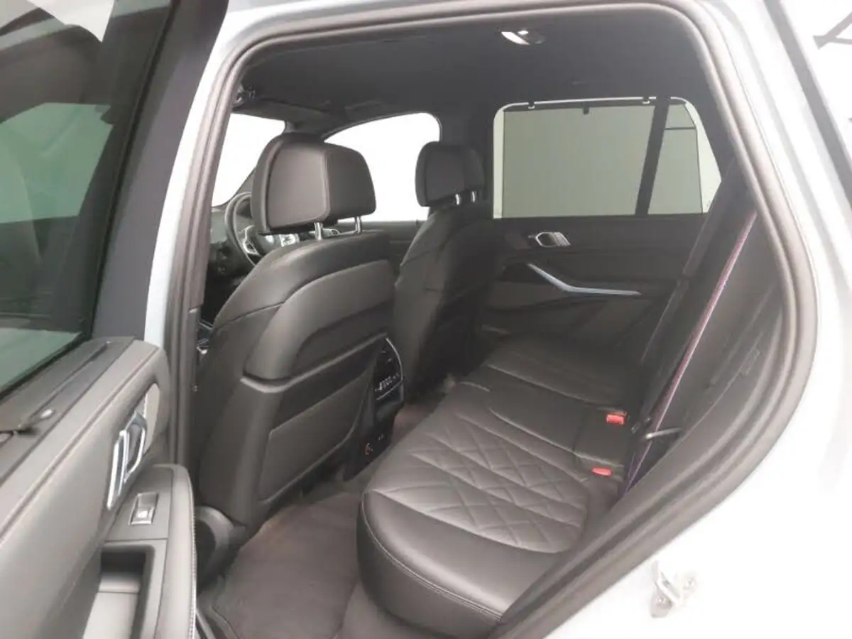 2023-bmw-x5-30-xdrive-50e-m-sport-big-11