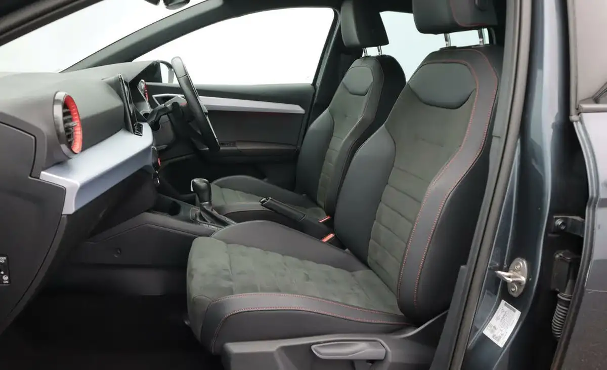 2023-seat-ibiza-10-tsi-fr-sport-110ps-dsg-big-14