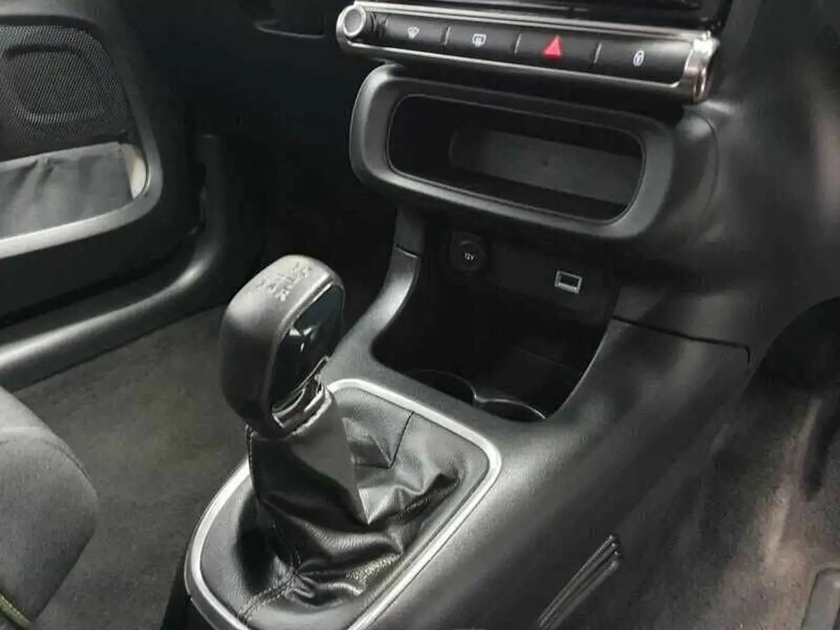 2021-citroen-c3-12-puretech-shine-83ps-big-17