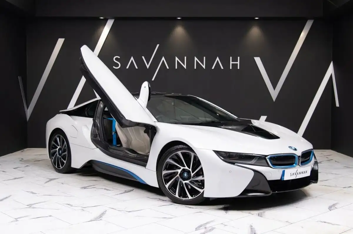2016-bmw-i8-15-big-4