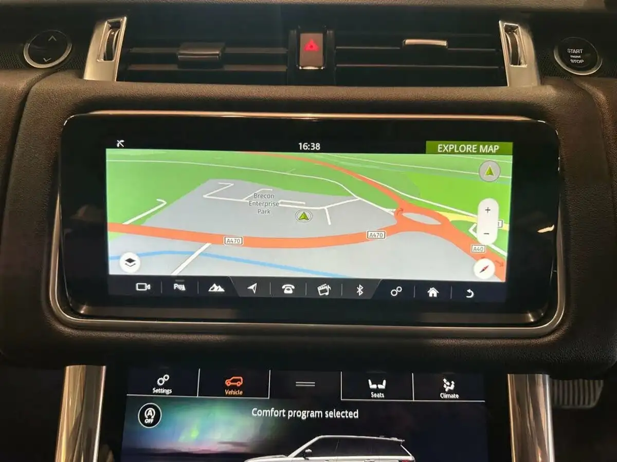 2022-land-rover-range-rover-sport-30-d250-hse-big-24