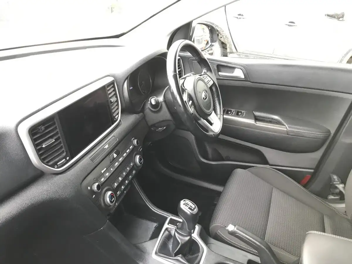 2021-kia-sportage-16-gdi-2-big-4