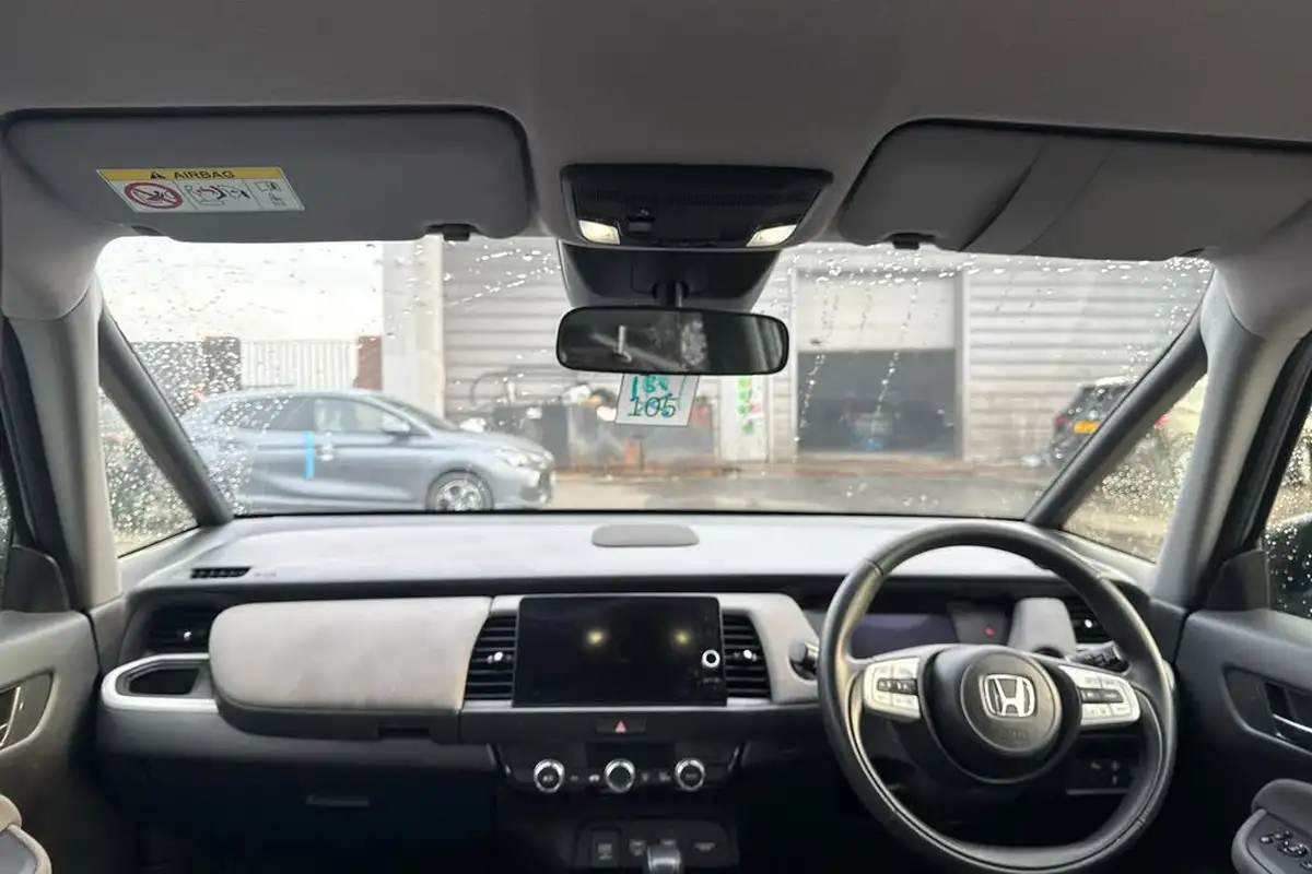 2022-honda-jazz-15-i-mmd-ex-109ps-big-3