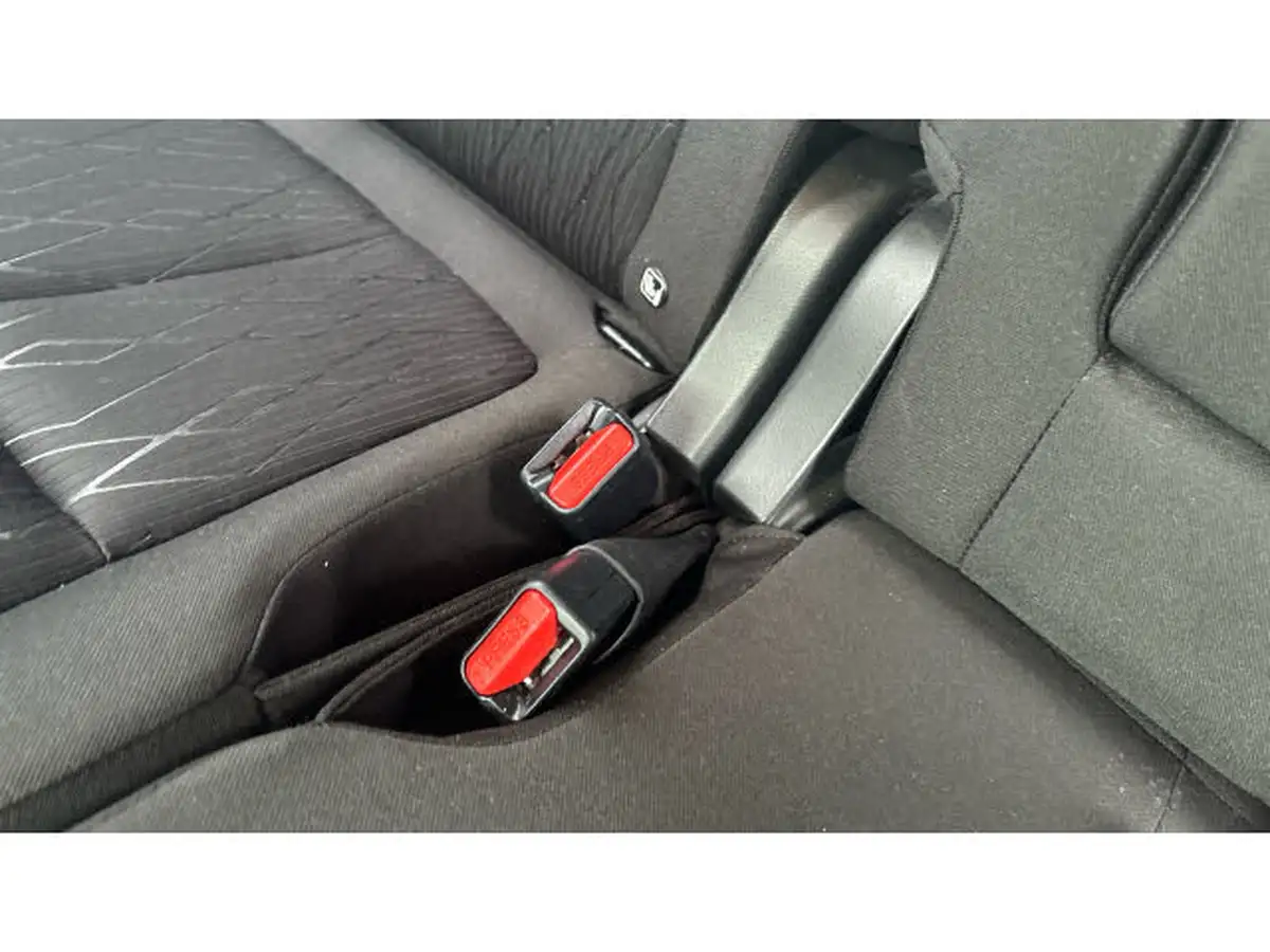 2021-mitsubishi-eclipse-cross-15-4-big-16