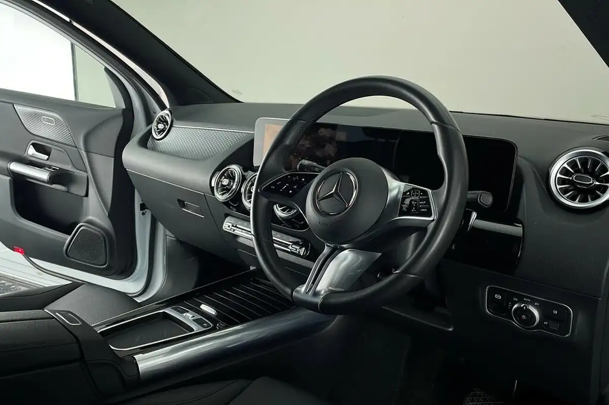 2023-mercedes-benz-eqa-e-eqa-250-sport-night-edition-big-8