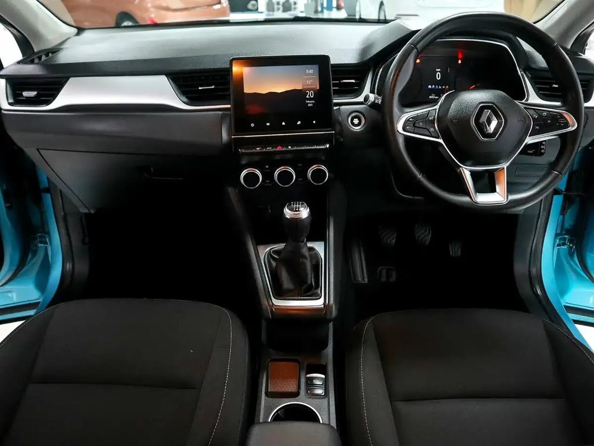 2021-renault-captur-13-tce-iconic-edition-big-20