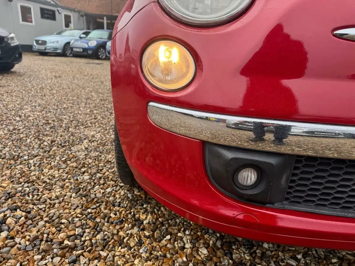 2010-fiat-500c-12-lounge-big-59
