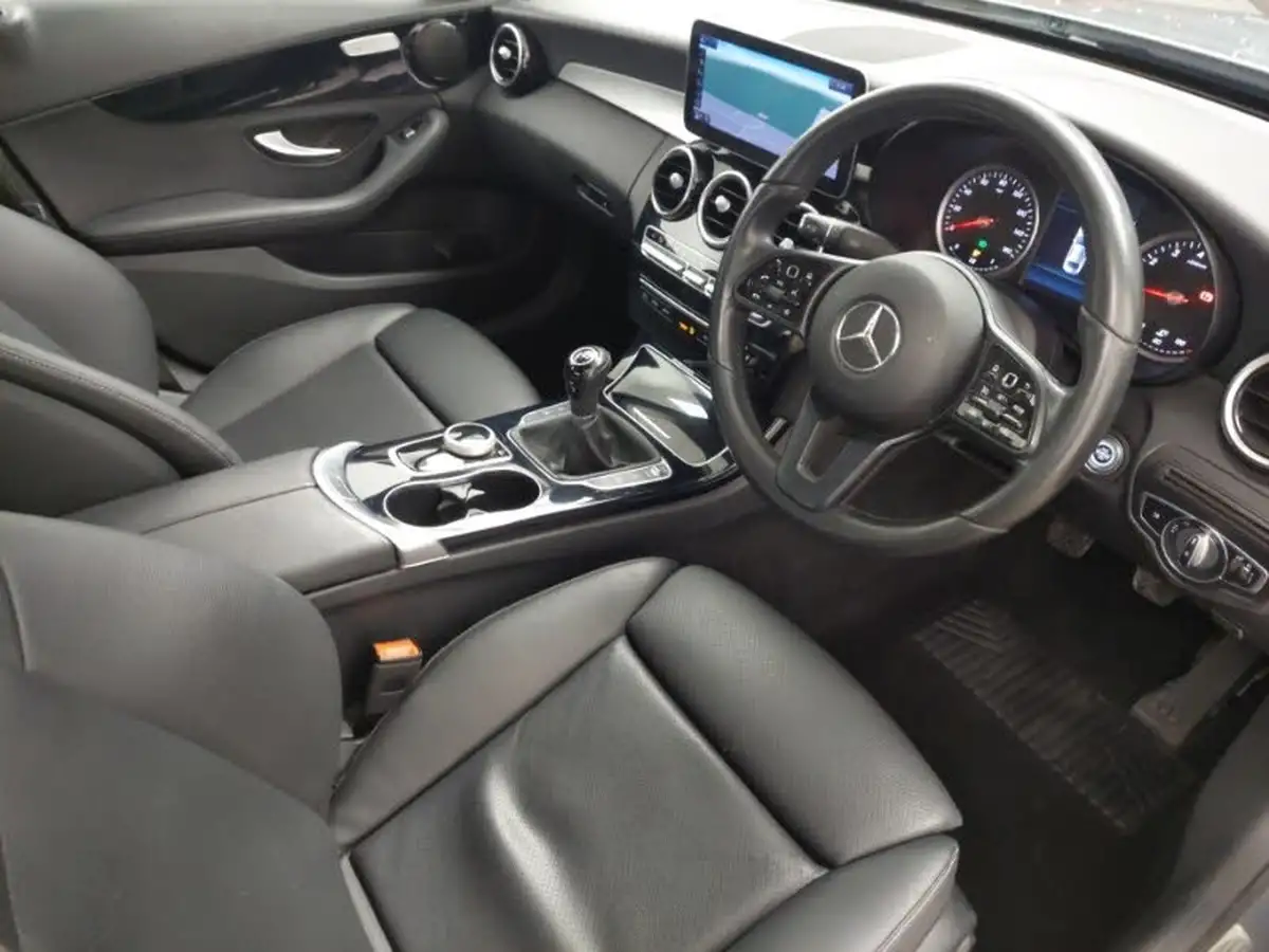 2019-mercedes-benz-c-class-16-c180-se-saloon-4d-big-12