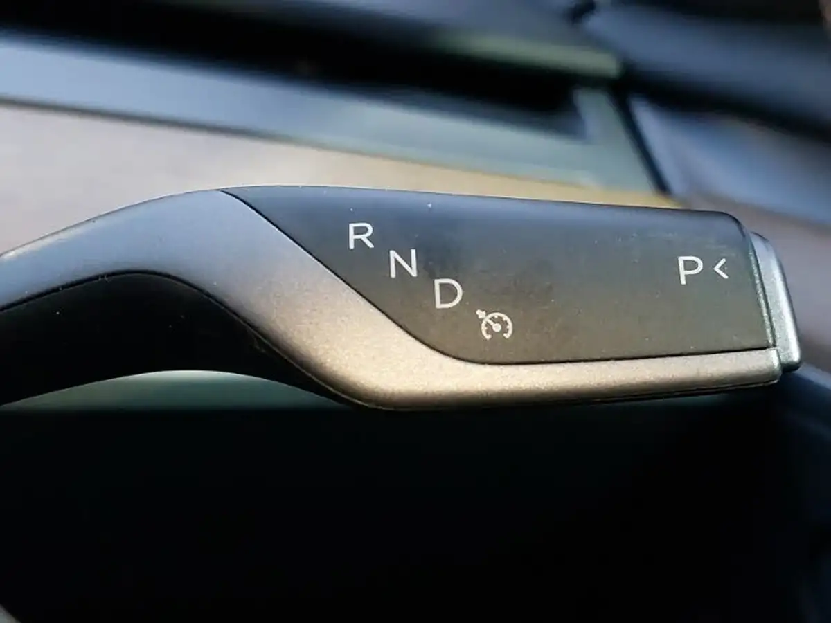 2021-tesla-model-3-e-standard-plus-big-18