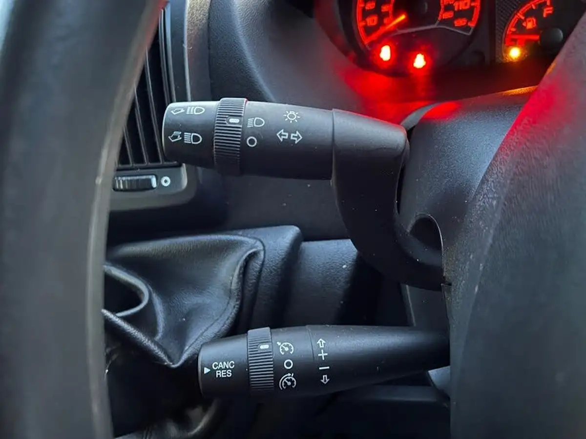 2021-peugeot-boxer-22-bluehdi-professional-435-l4-h2-140bhpeu6dt-big-42