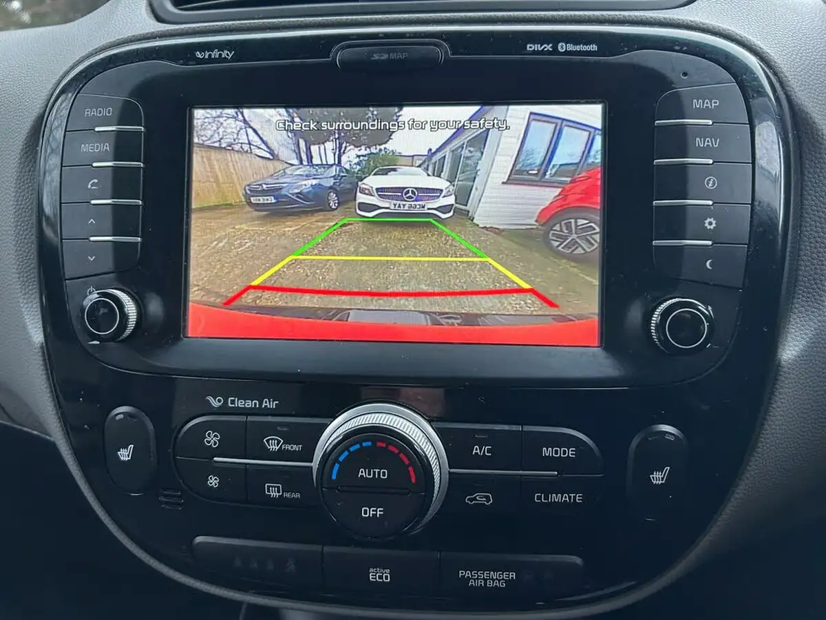 2016-kia-soul-16crdi-mixx-dct-big-30