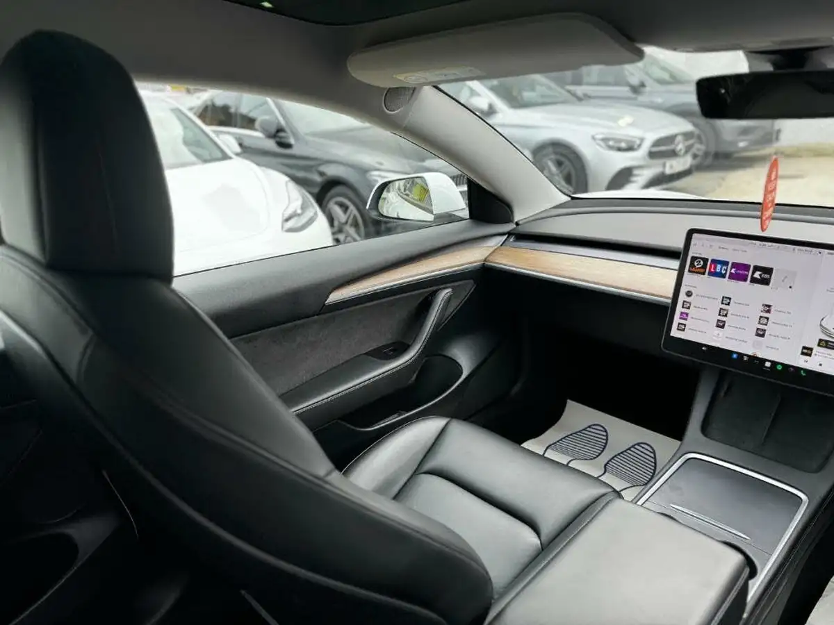 2021-tesla-model-3-e-long-range-awd-big-49